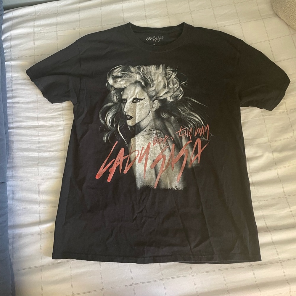 Lady Gaga mens medium shirt